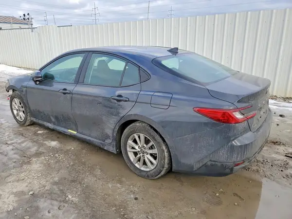 4T1DAACK5SU187602 2025 TOYOTA CAMRY - Image 2