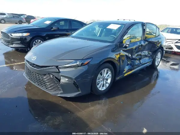 4T1DAACK5SU197322 2025 TOYOTA CAMRY - Image 2