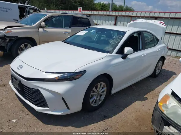 4T1DAACK5SU500910 2025 TOYOTA CAMRY - Image 2