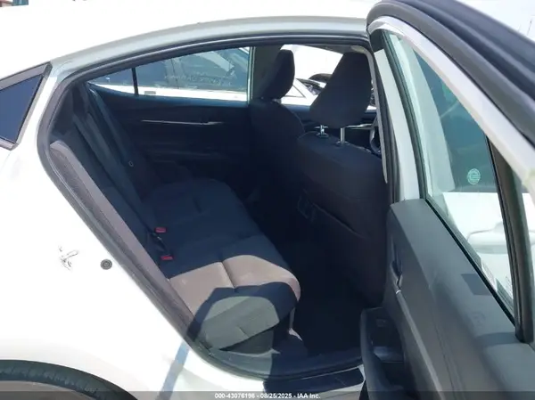 4T1DAACK5SU500910 2025 TOYOTA CAMRY - Image 8