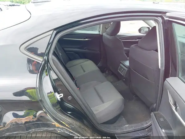 4T1DAACK5SU501555 2025 TOYOTA CAMRY - Image 8