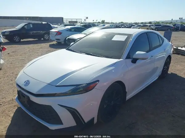4T1DAACK5SU510174 2025 TOYOTA CAMRY - Image 2