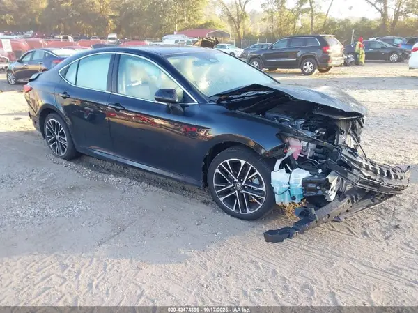 4T1DAACK5SU513074 2025 TOYOTA CAMRY - Image 1