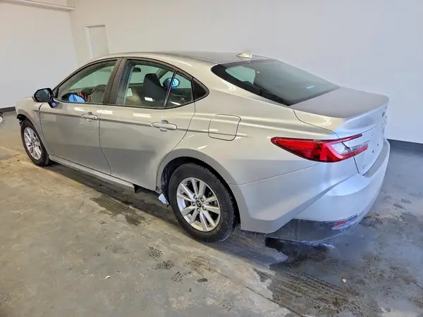 4T1DAACK5SU514449 2025 TOYOTA CAMRY - Image 2