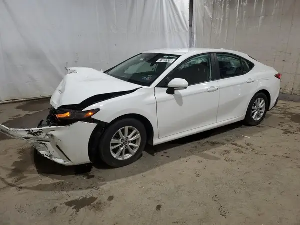4T1DAACK5SU515729 2025 TOYOTA CAMRY - Image 1