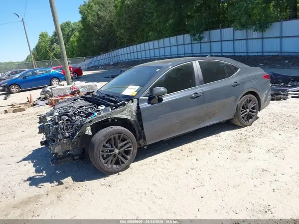 4T1DAACK5SU515813 2025 TOYOTA CAMRY - Image 2