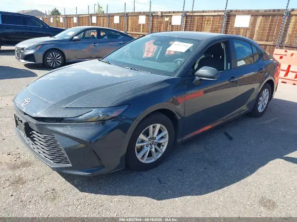 4T1DAACK5SU516895 2025 TOYOTA CAMRY - Image 2