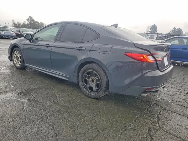 4T1DAACK5SU517397 2025 TOYOTA CAMRY - Image 2