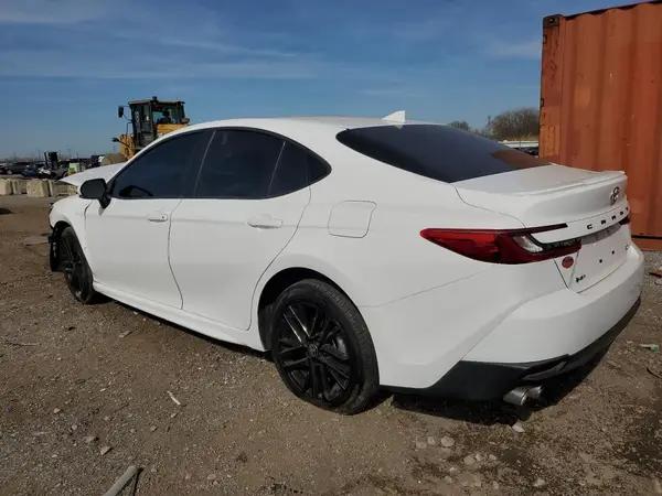 4T1DAACK5SU519411 2025 TOYOTA CAMRY - Image 2