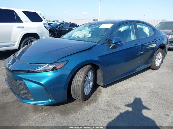 4T1DAACK5SU520882 2025 TOYOTA CAMRY - Image 2