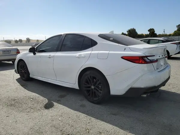 4T1DAACK5SU522762 2025 TOYOTA CAMRY - Image 2