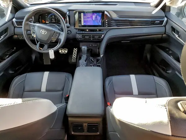 4T1DAACK5SU523426 2025 TOYOTA CAMRY - Image 8