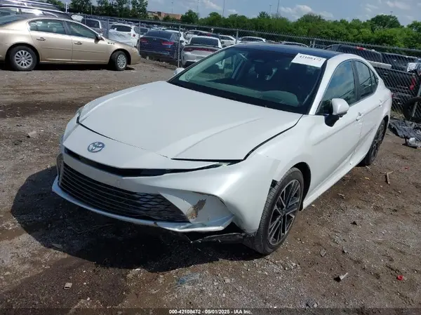 4T1DAACK5SU524284 2025 TOYOTA CAMRY - Image 2