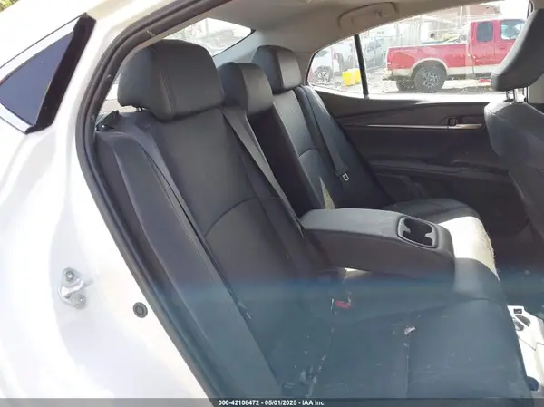 4T1DAACK5SU524284 2025 TOYOTA CAMRY - Image 8