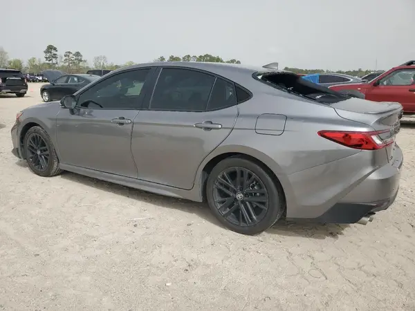 4T1DAACK5SU525385 2025 TOYOTA CAMRY - Image 2