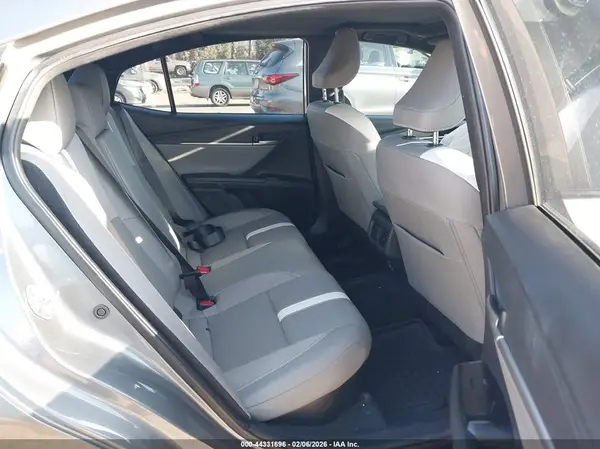 4T1DAACK5SU525872 2025 TOYOTA CAMRY - Image 8