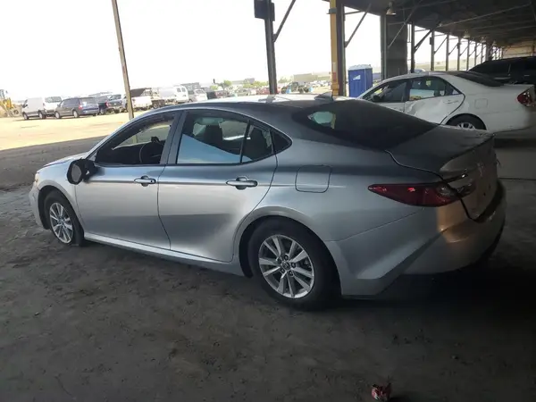 4T1DAACK5SU527895 2025 TOYOTA CAMRY - Image 2