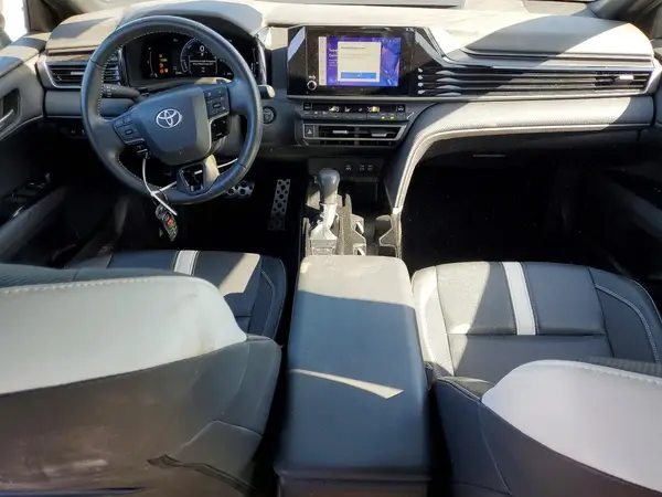4T1DAACK5SU529291 2025 TOYOTA CAMRY - Image 8