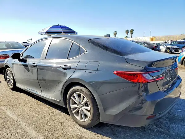 4T1DAACK5SU532739 2025 TOYOTA CAMRY - Image 2
