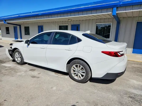 4T1DAACK5SU537679 2025 TOYOTA CAMRY - Image 2