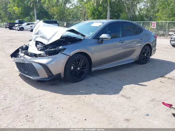 4T1DAACK5SU539156 2025 TOYOTA CAMRY - Image 2