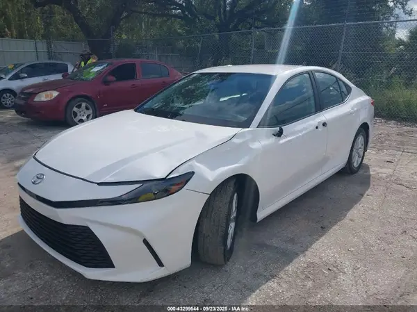 4T1DAACK5SU541599 2025 TOYOTA CAMRY - Image 2