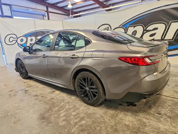 4T1DAACK5SU541697 2025 TOYOTA CAMRY - Image 2