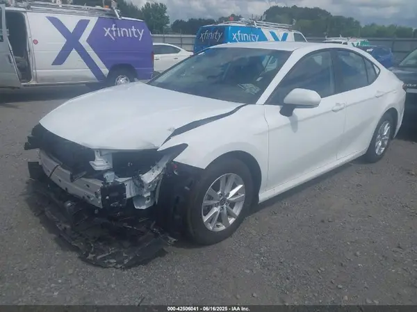 4T1DAACK5SU547418 2025 TOYOTA CAMRY - Image 2