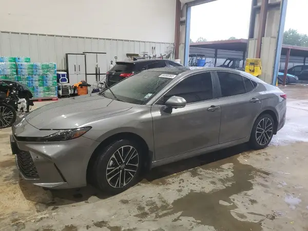4T1DAACK5SU551968 2025 TOYOTA CAMRY - Image 1