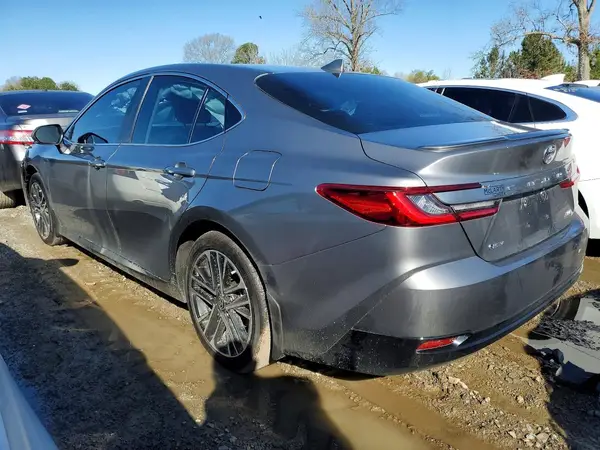 4T1DAACK5SU552795 2025 TOYOTA CAMRY - Image 2