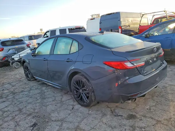 4T1DAACK5SU556300 2025 TOYOTA CAMRY - Image 2