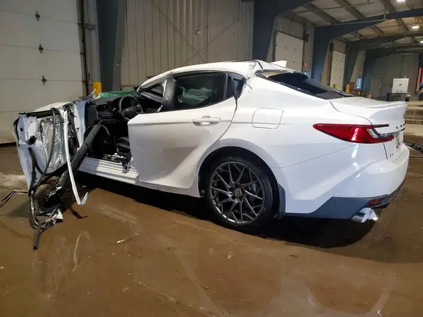 4T1DAACK5SU556426 2025 TOYOTA CAMRY - Image 2