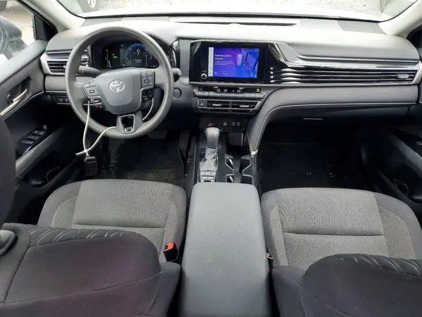 4T1DAACK5SU556586 2025 TOYOTA CAMRY - Image 8