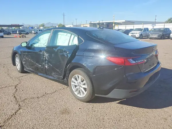 4T1DAACK5SU557740 2025 TOYOTA CAMRY - Image 2