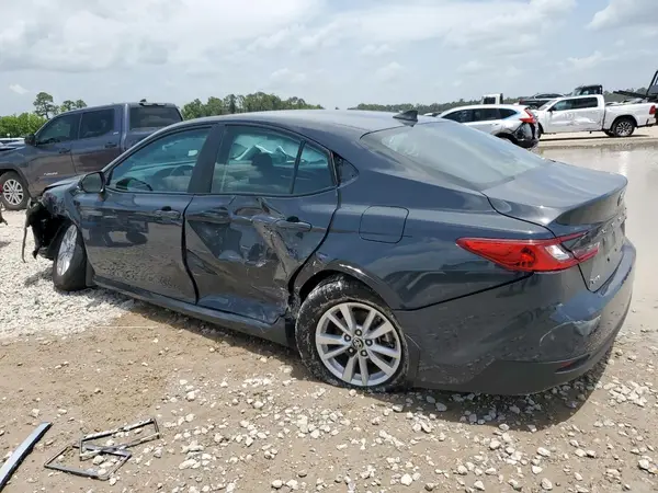 4T1DAACK5SU560203 2025 TOYOTA CAMRY - Image 2