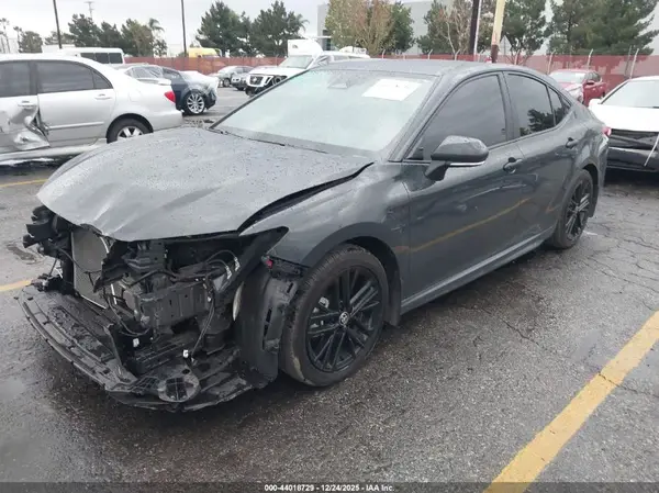 4T1DAACK5SU561805 2025 TOYOTA CAMRY - Image 2