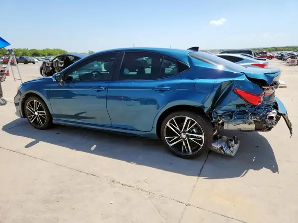 4T1DAACK5SU561867 2025 TOYOTA CAMRY - Image 2
