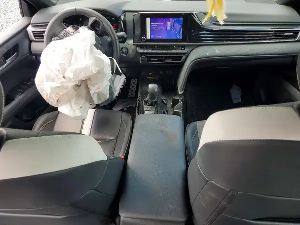 4T1DAACK5SU562100 2025 TOYOTA CAMRY - Image 8