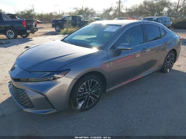 4T1DAACK5SU563036 2025 TOYOTA CAMRY - Image 2