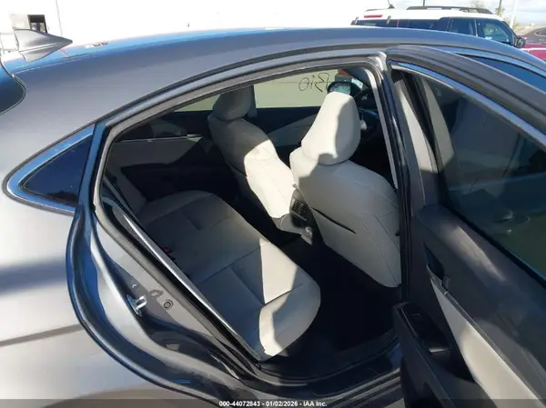 4T1DAACK5SU563036 2025 TOYOTA CAMRY - Image 8