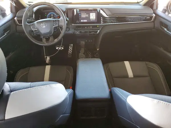 4T1DAACK5SU564235 2025 TOYOTA CAMRY - Image 8