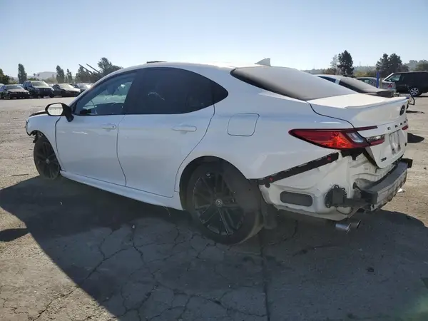 4T1DAACK5SU564414 2025 TOYOTA CAMRY - Image 2