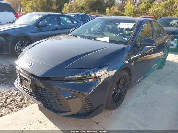 4T1DAACK5SU567426 2025 TOYOTA CAMRY - Image 2