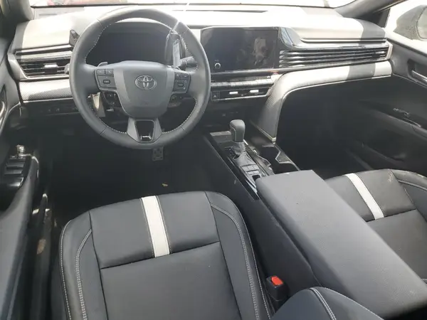 4T1DAACK5SU567622 2025 TOYOTA CAMRY - Image 8