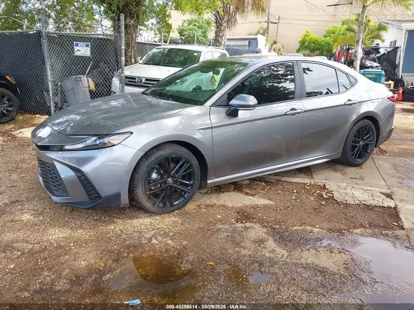 4T1DAACK5SU569824 2025 TOYOTA CAMRY - Image 2