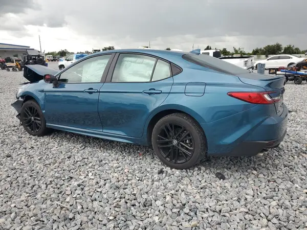 4T1DAACK5SU570424 2025 TOYOTA CAMRY - Image 2