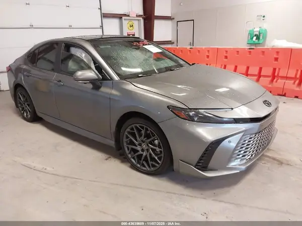 4T1DAACK5SU575641 2025 TOYOTA CAMRY - Image 1
