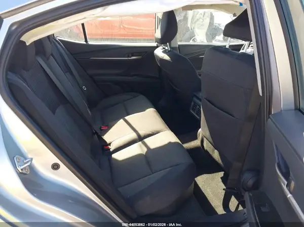 4T1DAACK5SU577440 2025 TOYOTA CAMRY - Image 8