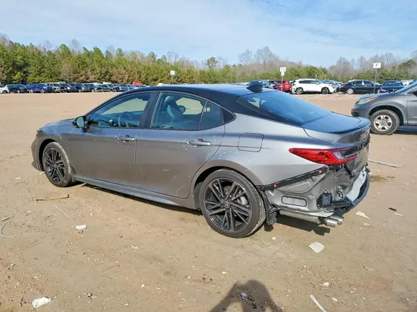 4T1DAACK5SU579432 2025 TOYOTA CAMRY - Image 2
