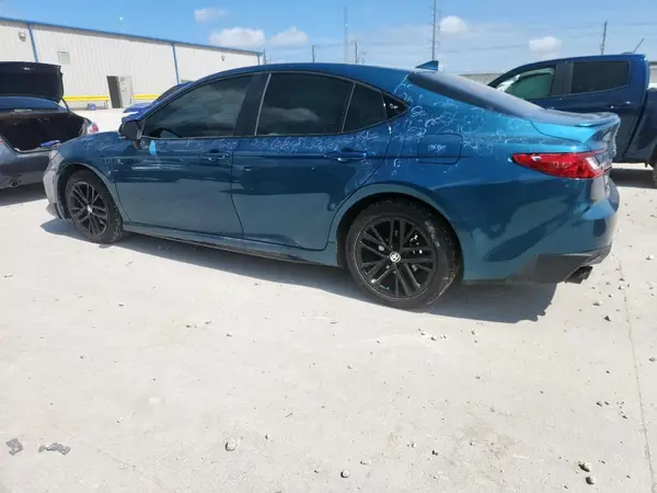 4T1DAACK5SU579785 2025 TOYOTA CAMRY - Image 2